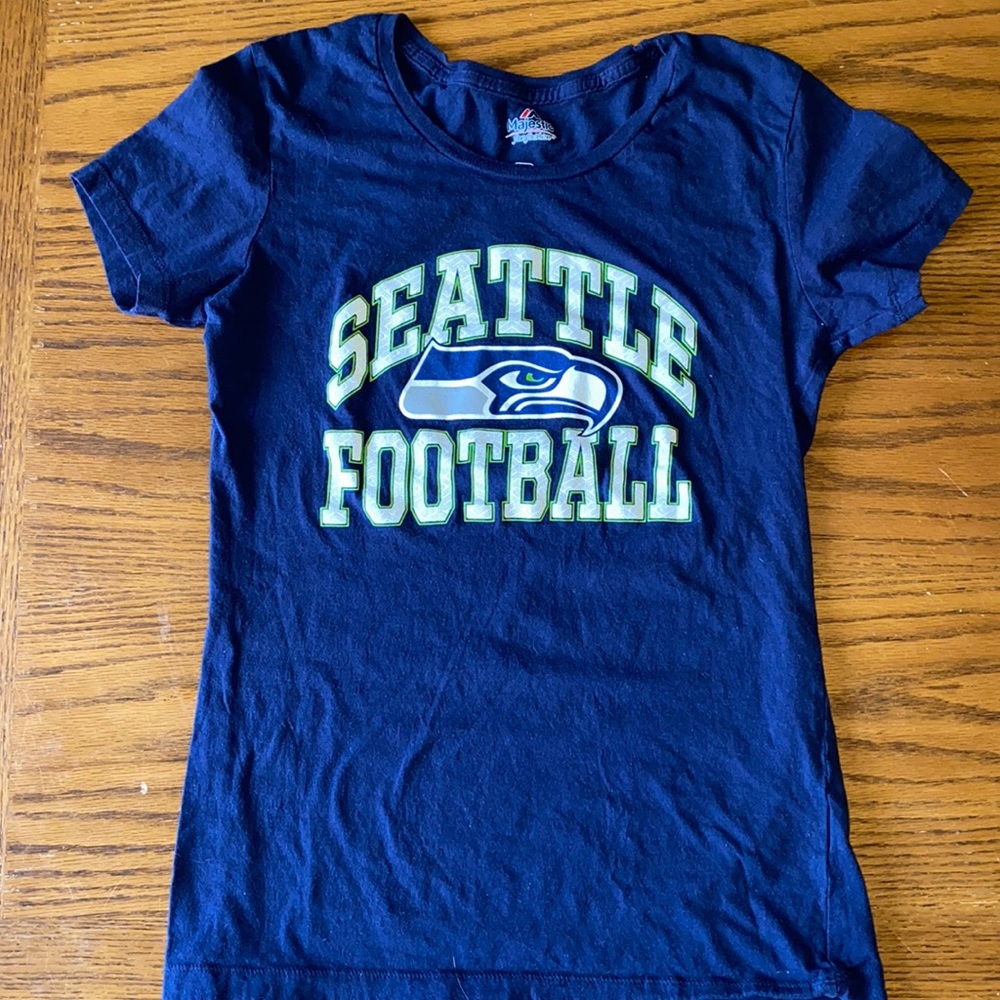 Seattle football t-shirt
